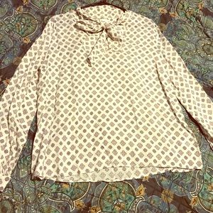 H & M long sleeve blouse